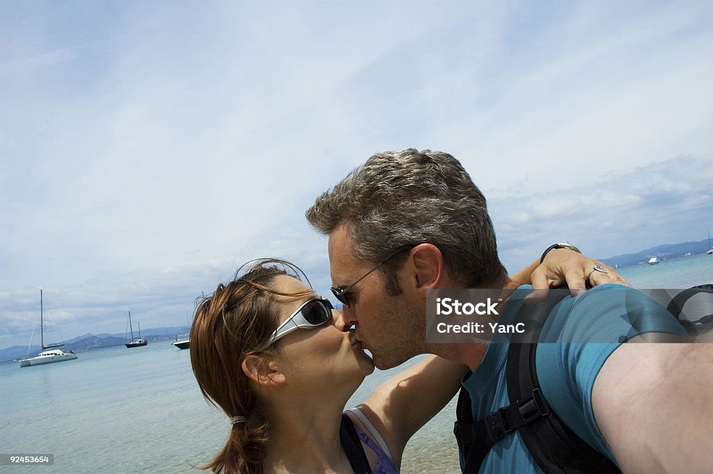 Il bacio - Foto stock royalty-free di Adulto