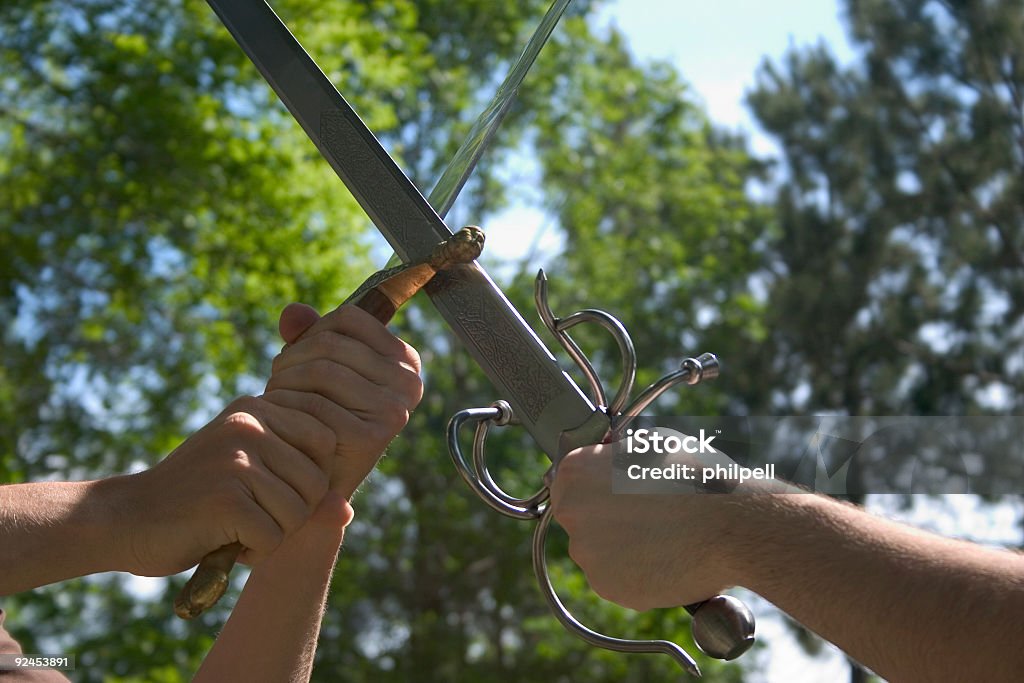 Medieval, amor e Honor - Foto de stock de Representação teatral royalty-free