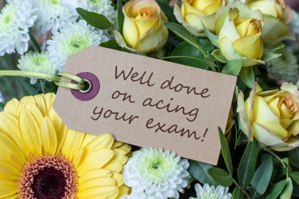 istock Greeting card to the passed exam 924553840