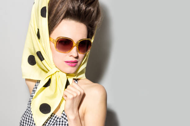 istock Scarf woman 924553998