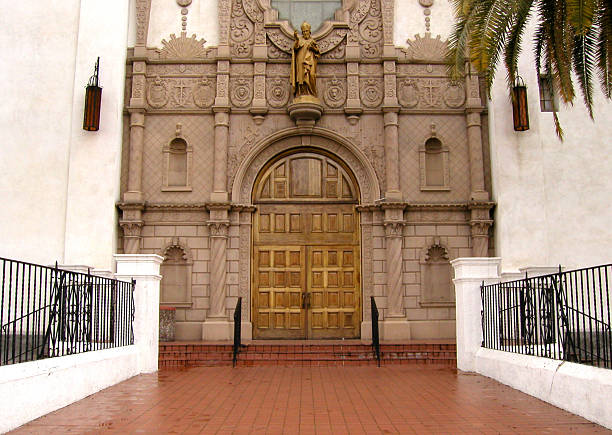 catedral portas - augustine - fotografias e filmes do acervo