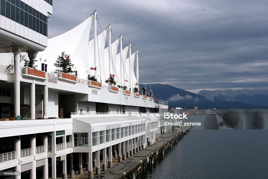 밴쿠버: Cruiseship 도크 - 로열티 프리 캐나다 플레이스 스톡 사진