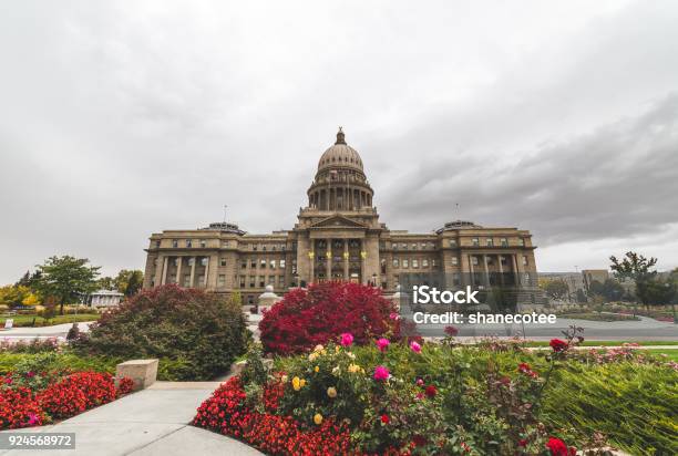 Idaho State Capitol Building With Spring Flowers Stock Photo - Download Image Now - Boise, Idaho State Capitol, Springtime