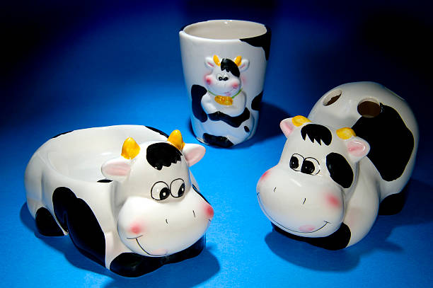 istock Set of 3 Cow Bathroom Items 92459168
