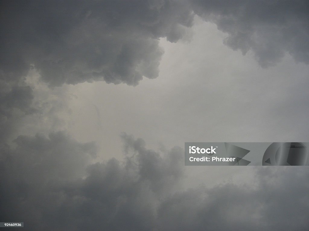 Menaçant nuages - Photo de Ciel libre de droits