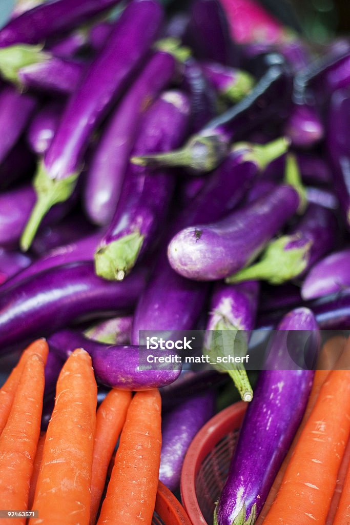 Морковь и Eggplants - Стоковые фото Азия роялти-фри