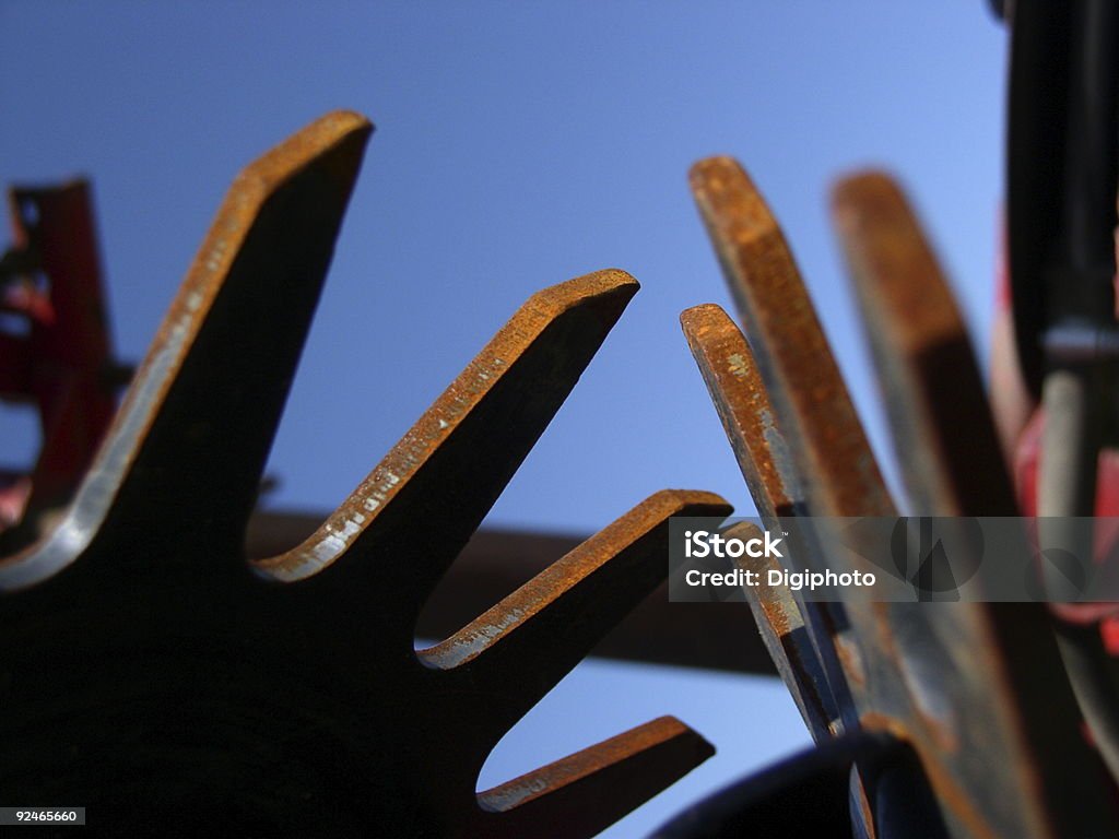 Clawing Skyward Dientes de acero - Foto de stock de Acero libre de derechos