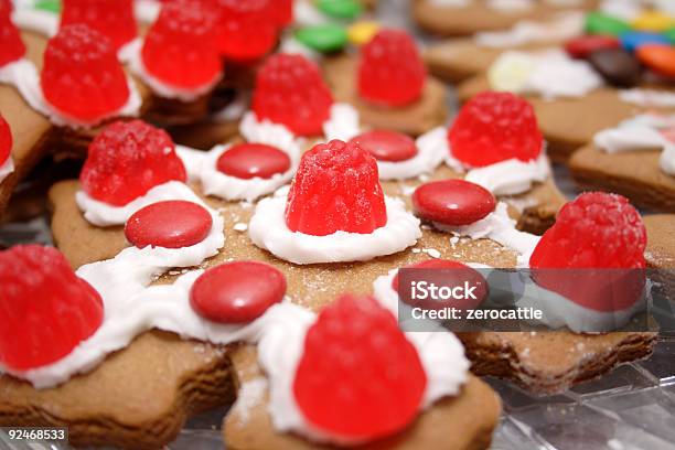 Floco De Neve De Gengibre - Fotografias de stock e mais imagens de Biscoito de Gengibre - Bolacha - Biscoito de Gengibre - Bolacha, Bolacha, Cobertura Glacé