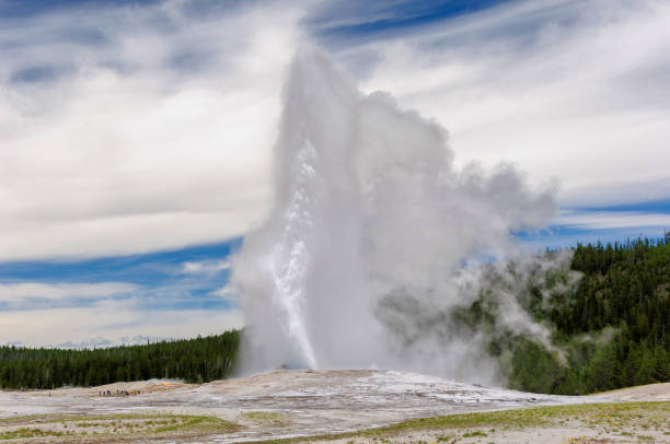 istock Geyser Erupting in Yellowstone 924698882