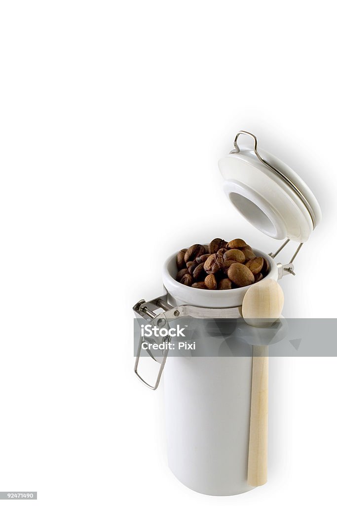 Caffè in un piccolo contenitore isolato bianco - Foto stock royalty-free di Beige