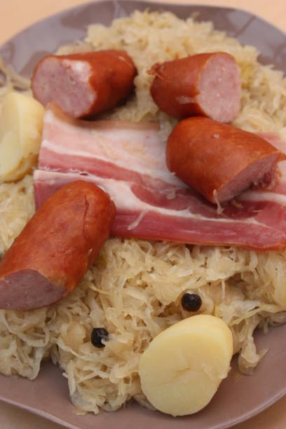 istock Alsatian sauerkraut 924714952