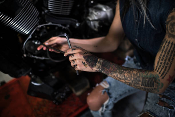 istock Motorcycle repair shop 924728190