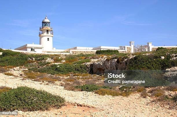 Foto de Light House Em Menorca e mais fotos de stock de Arbusto - Arbusto, Arenito, Arquitetura