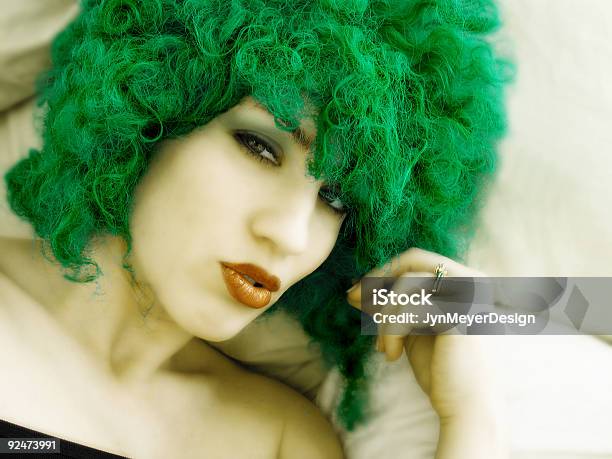 Verde Amor - Fotografias de stock e mais imagens de Adulto - Adulto, Almofada - Roupa de Cama, Batom