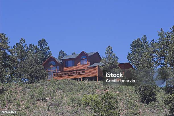 Hogar De La Montaña De Colorado Foto de stock y más banco de imágenes de Colorado - Colorado, Propiedad inmobiliaria, Montaña