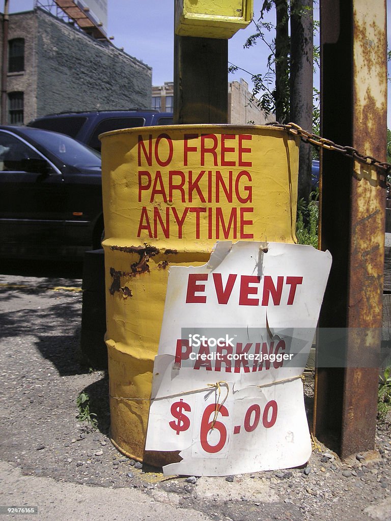 Parkmöglichkeiten (keine kostenfreien Parkplätze jederzeit - Lizenzfrei 6-7 Jahre Stock-Foto
