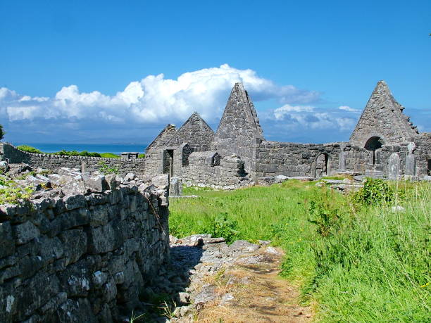 istock Seven Churches, Inishmore, Aran Island. Ireland 924787326