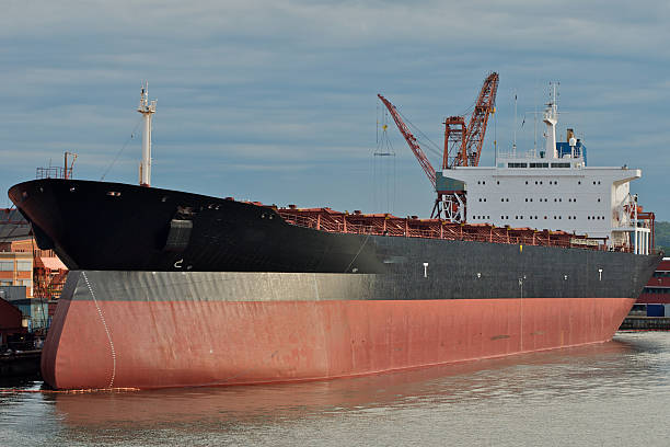 istock oil tanker at dawn 92479142