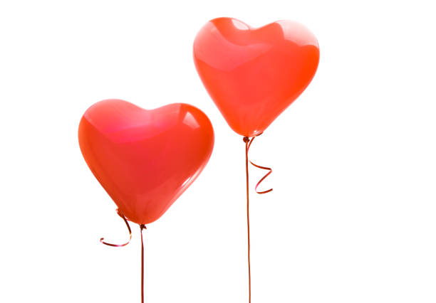 istock red balloons hearts isolated 924821706