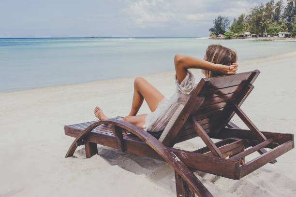 istock Young woman enjoys vacations 924832258
