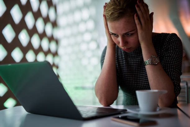 istock Business woman making effort in her luxury office. 924832818