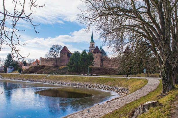 istock Town fortification in Nymburk, Czech republic 924845120
