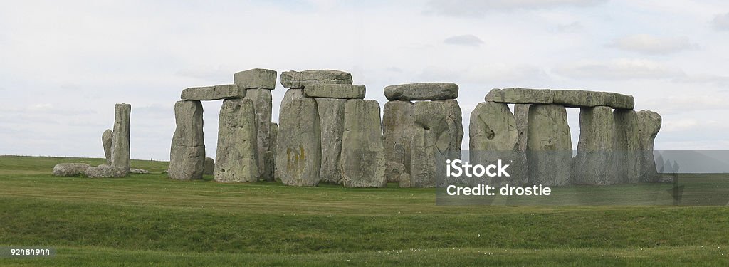 El Stonehenge en Inglaterra - Foto de stock de Stonehenge libre de derechos