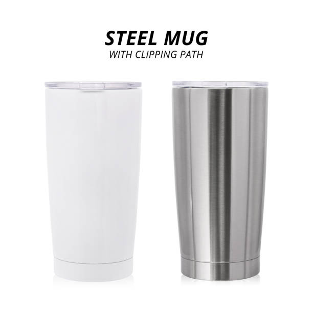 taza de acero aislada sobre fondo blanco. plantilla de envase de agua para el diseño. (clipping path) - insulated drink container fotografías e imágenes de stock