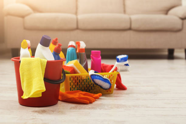 istock Bucket with sponges, chemicals bottles and mopping stick. 924861244