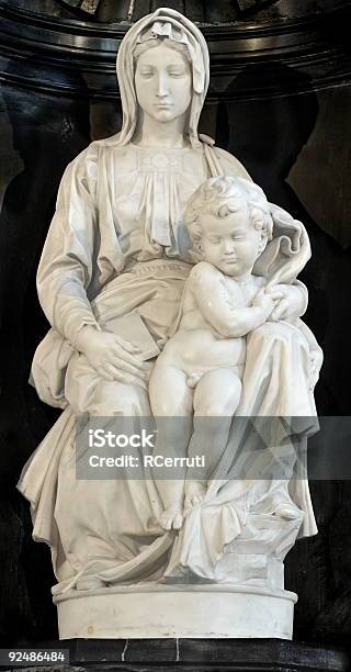 ミケランジェロのマドンナブルージュの - ブルージュのストックフォトや画像を多数ご用意 - ブルージュ, 聖母マリア, ブルージュ 聖母教会