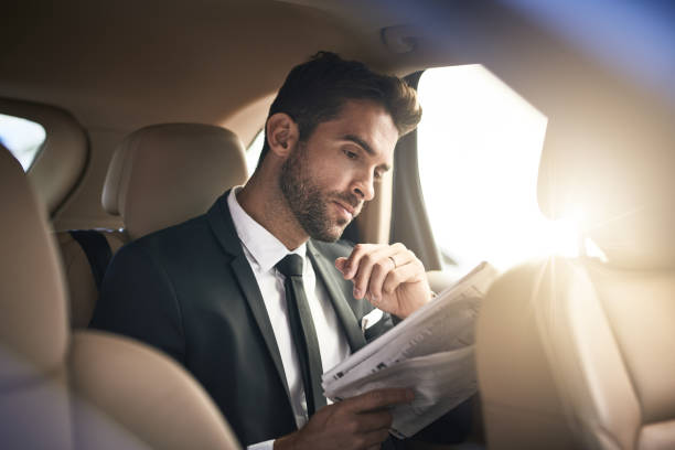 istock Staying up to date with business trends 924908482