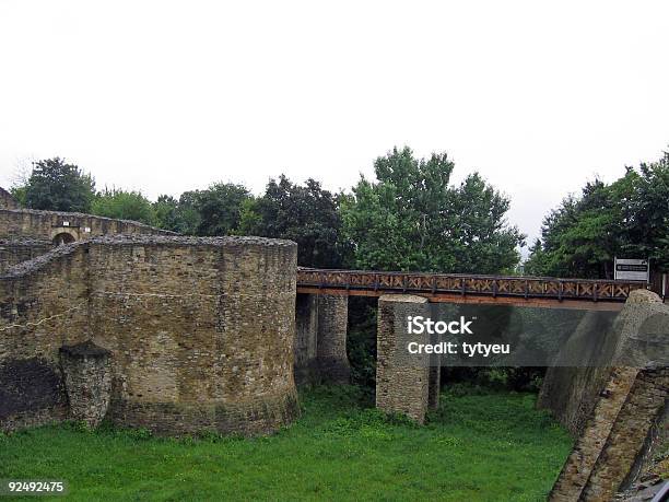 Old Ruinas De Foto de stock y más banco de imágenes de Alrededor del siglo XIII - Alrededor del siglo XIII, Alrededor del siglo XIV, Arco - Característica arquitectónica