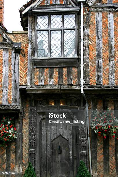 Photo libre de droit de Établissement Tudor House banque d'images et plus d'images libres de droit de Style gothique - Style gothique, Style élisabéthain, Antique