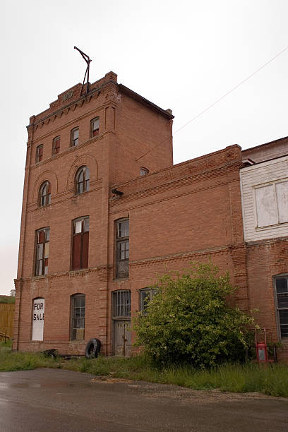 istock Old brick brewery building in Red Lodge, Montana 92497393