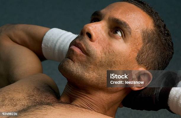 Foto de Exercício Série De Ginásticadetalhe e mais fotos de stock de Academia de ginástica - Academia de ginástica, Adulto, Afro-americano