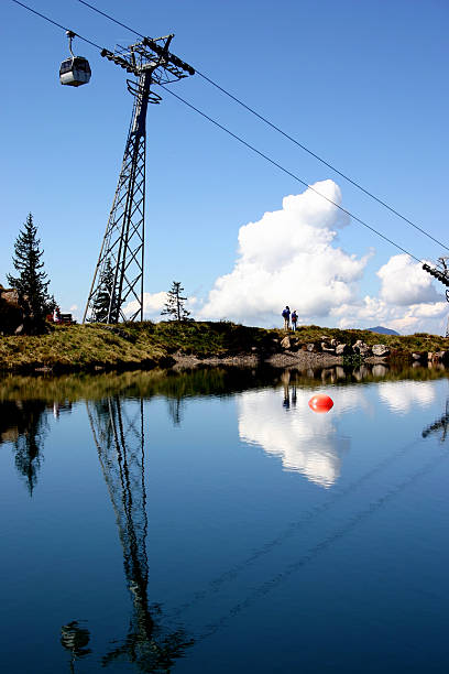 канатной над озером - fleckhalmbahn стоковые фото и изображения