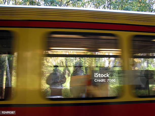 Prędkość Pociągu - zdjęcia stockowe i więcej obrazów Berlin - Berlin, Biegać, Droga wielopasmowa