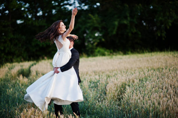 istock Wedding couple in love 925001958