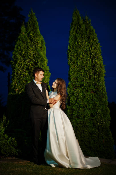 istock Wedding couple in love 925005046