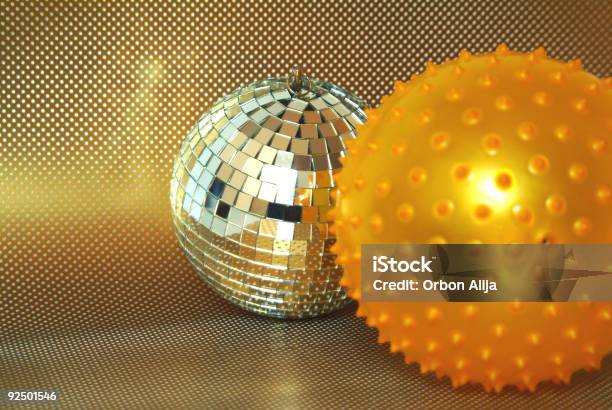 Discoteca - Fotografias de stock e mais imagens de 1970-1979 - 1970-1979, Abstrato, Amarelo