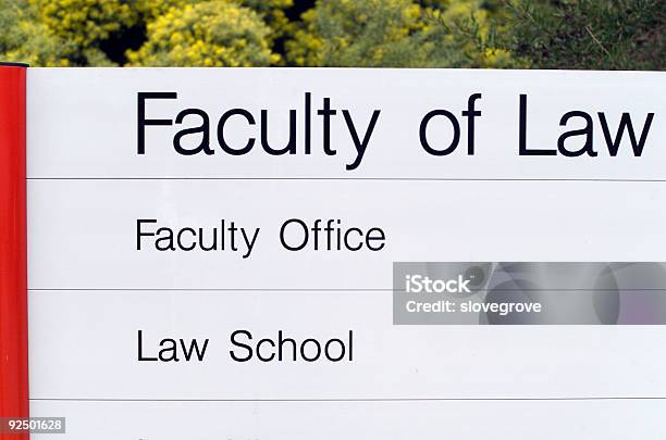 Law School Stockfoto und mehr Bilder von Bildung - Bildung, Campus, Farbbild