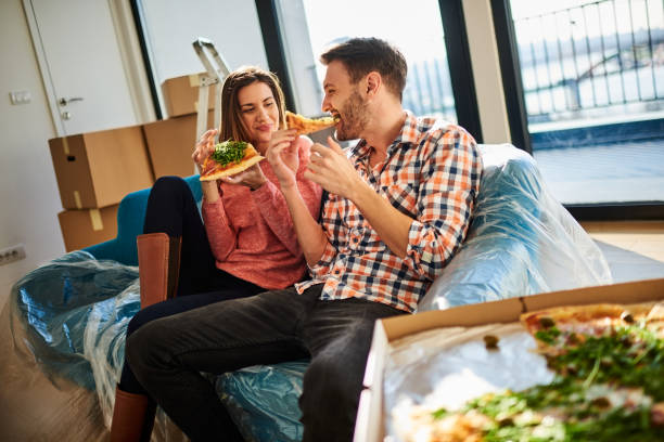istock Couple in new apartment 925028126