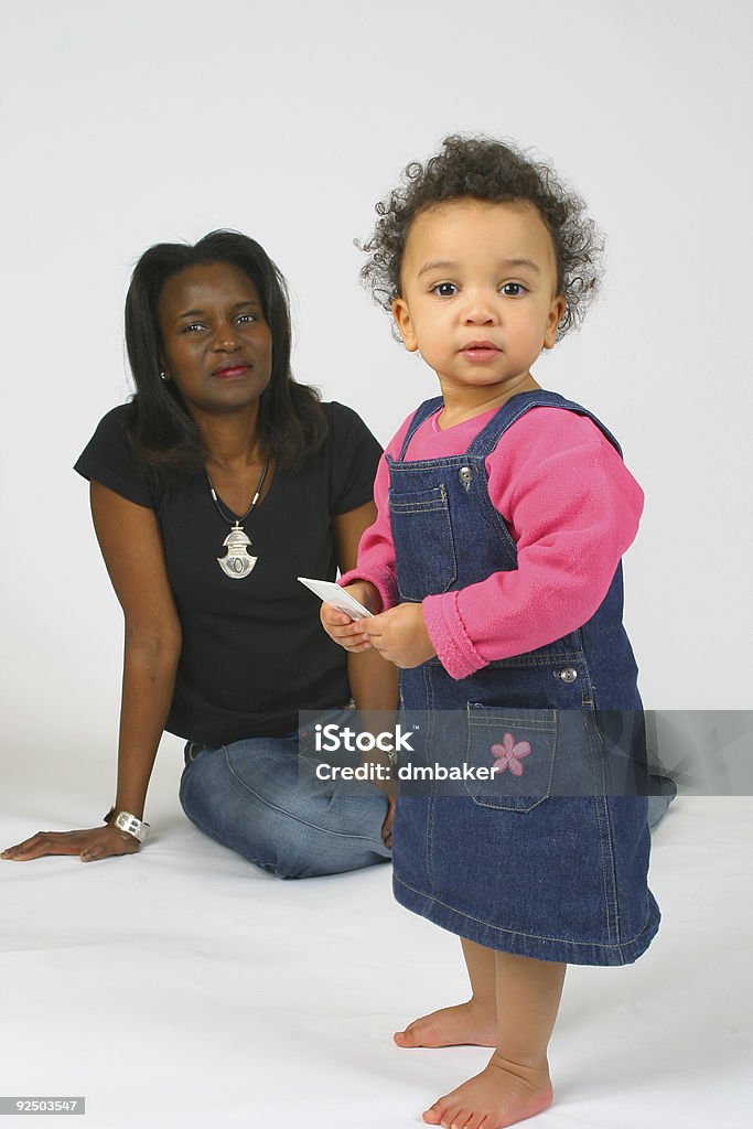 Madre e figlia - Foto stock royalty-free di Abbigliamento casual