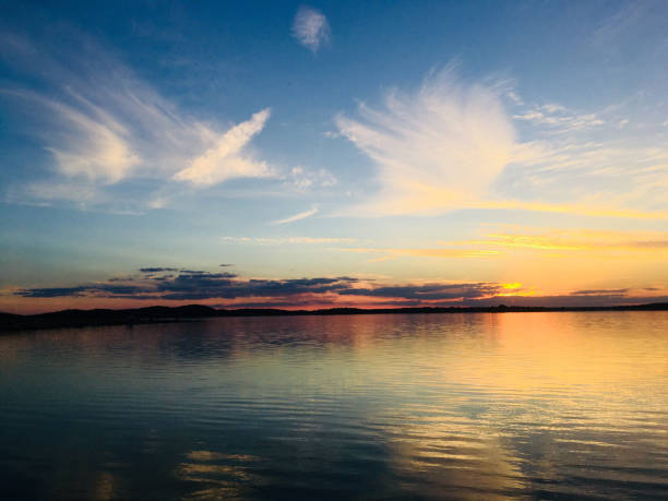 istock Sunset on Alqueva lake 925046986