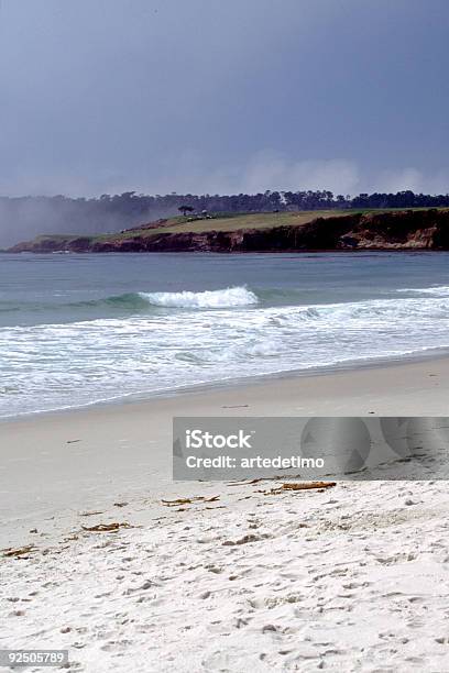 Nebel Über Den Strand Stockfoto und mehr Bilder von Bedeckter Himmel - Bedeckter Himmel, Blau, Carmel - Verwaltungsbezirk Monterey County