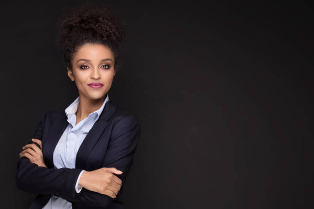 istock Young beautiful business woman posing. 925084260