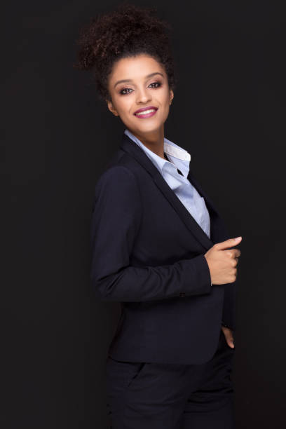 istock Young beautiful business woman posing. 925084414