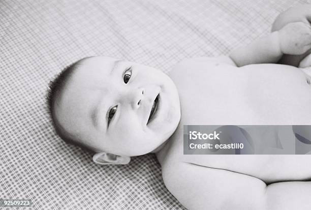 Foto de Bebê Bebê Ii e mais fotos de stock de Acordar - Acordar, Bebê, Branco