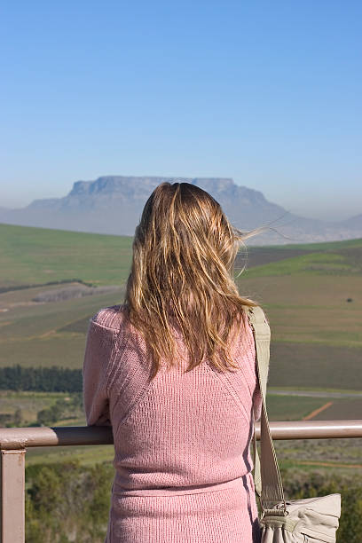 istock CountryGirl03 92511079