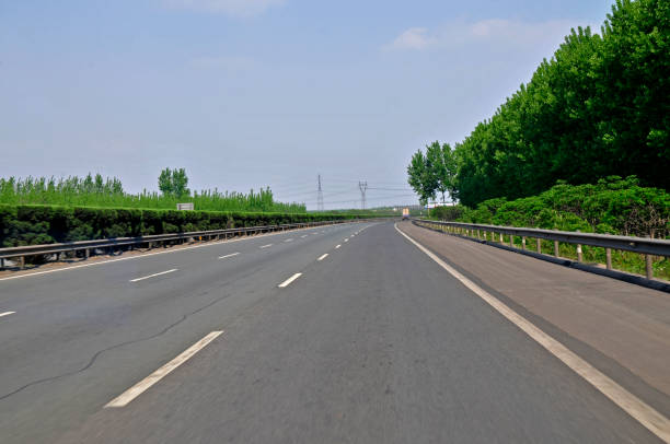 istock The roads are so wide 925118220